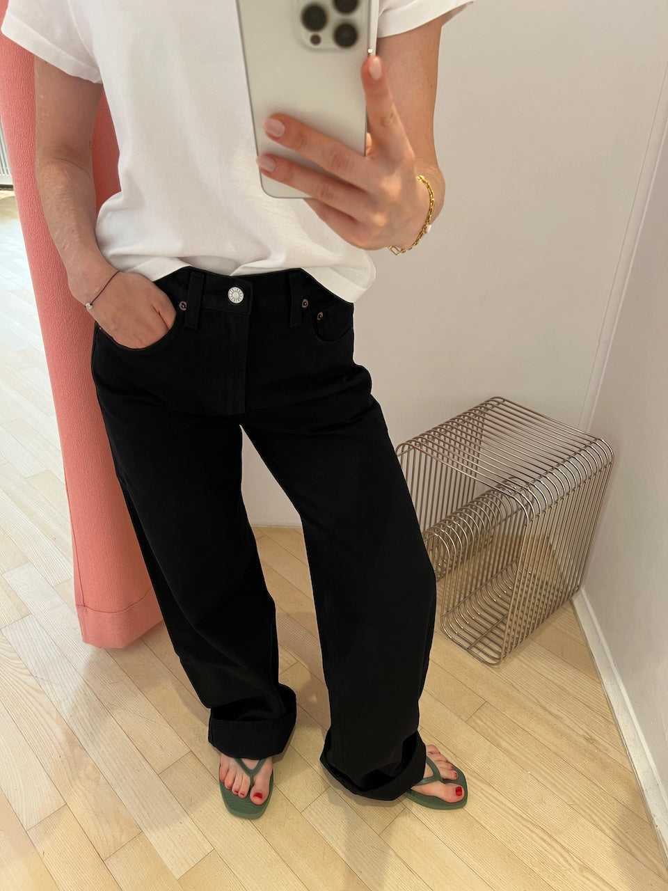 Low Curve Jeans proof