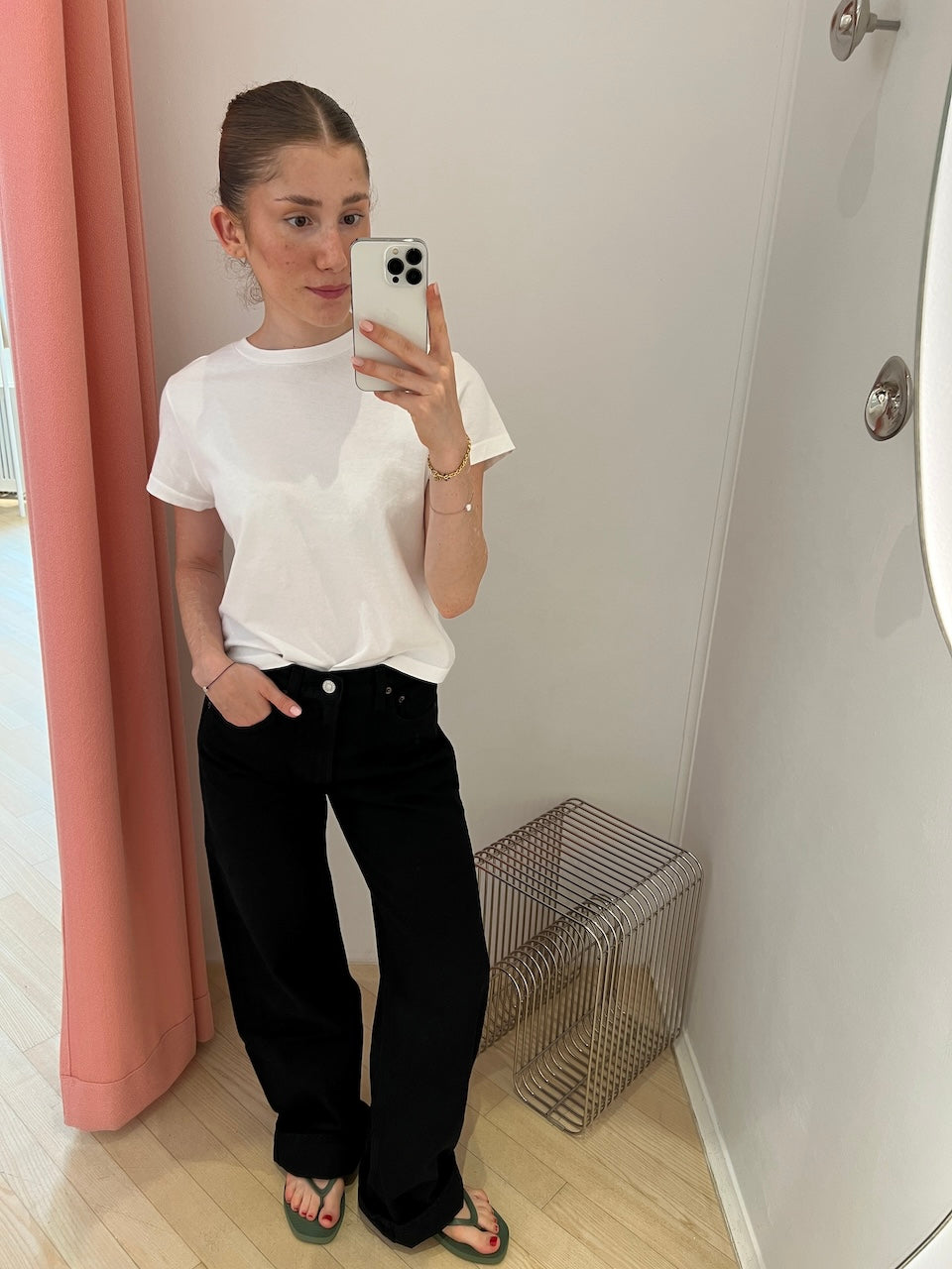 Low Curve Jeans proof