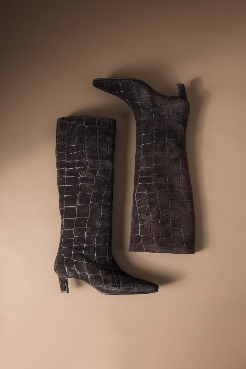 Long Boots dark brown coper suede