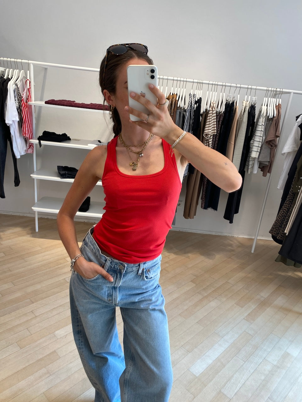 Fine Rib Scoop Tank red