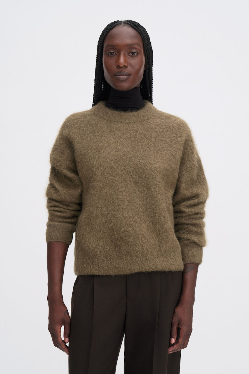 Fluffy Sweater olive green