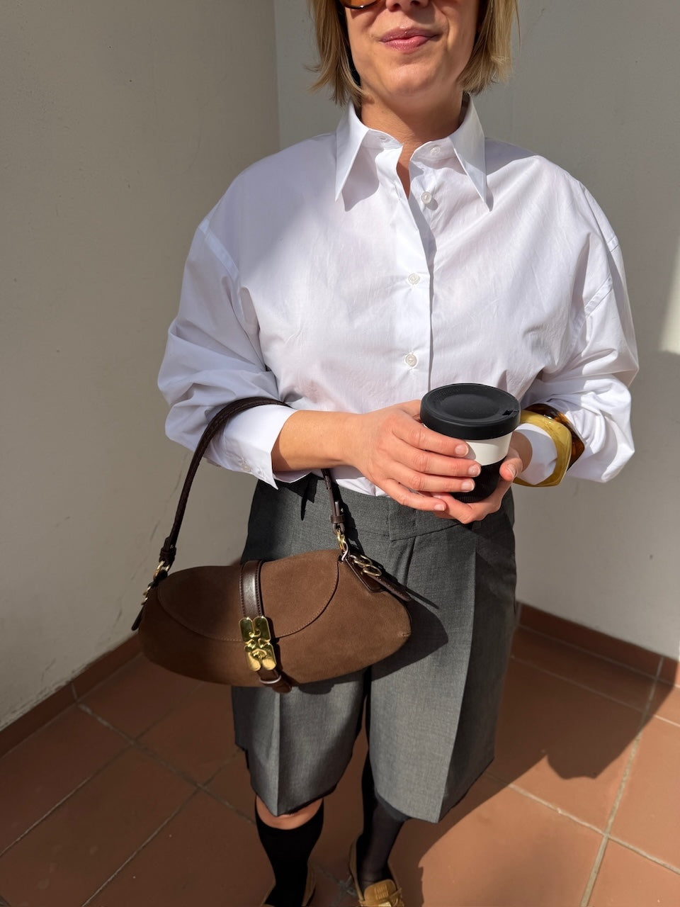 Hourglass Shirt white