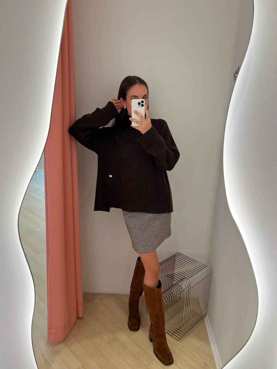 Chunky Yak Mix Open Back Pullover shaved chocolate