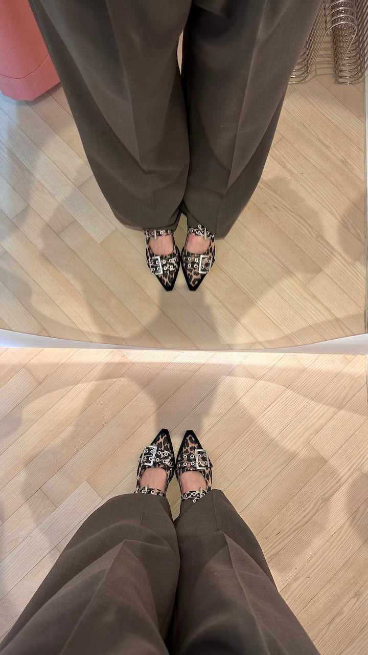 Wide Welt Buckle Ballerina Naplack leopard