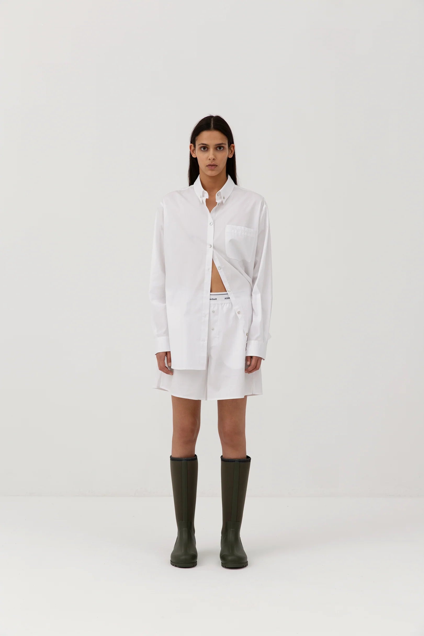 Box Shorts white