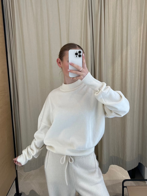 Yin Sweater off-white