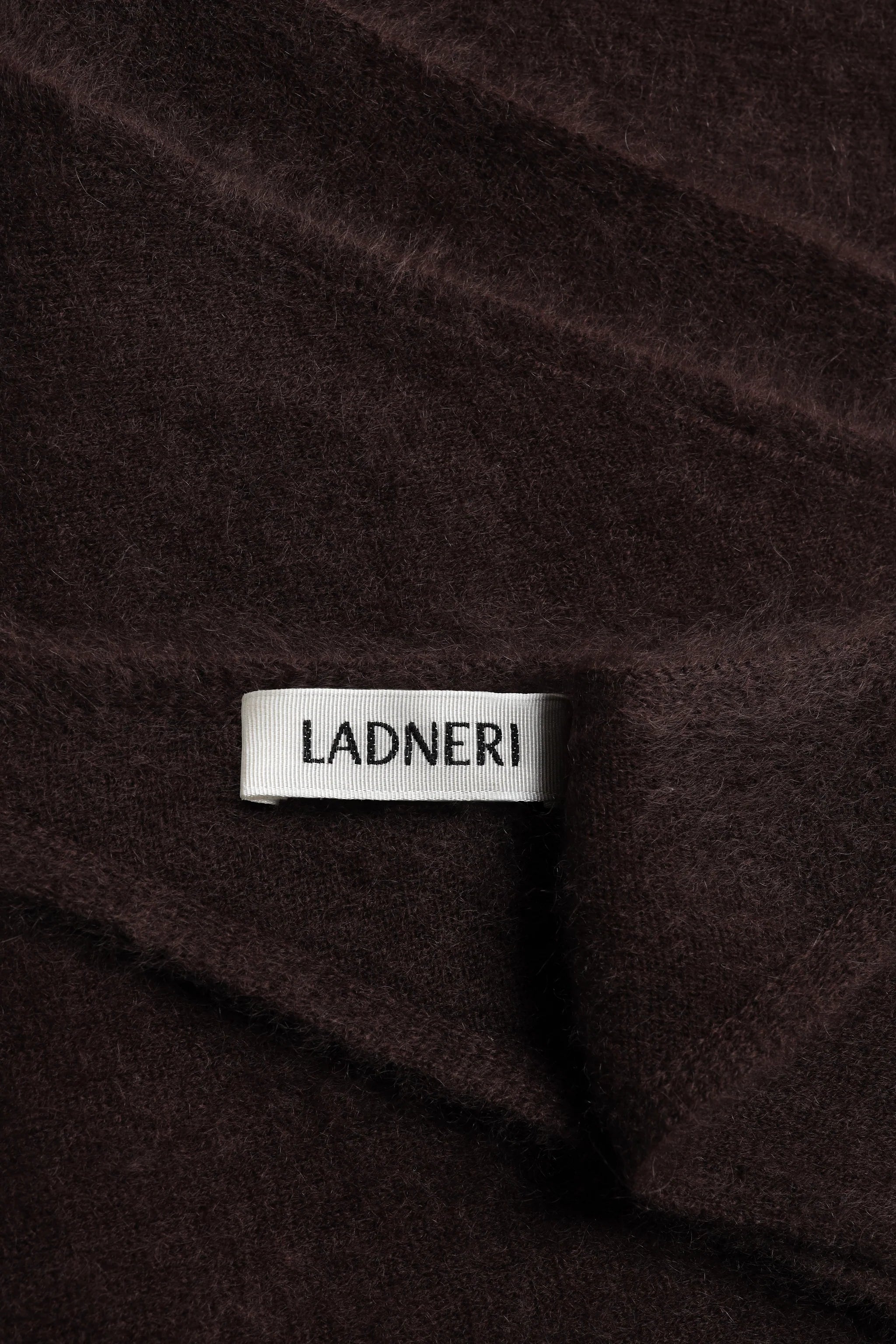 Paxa Scarf dark brown brushed