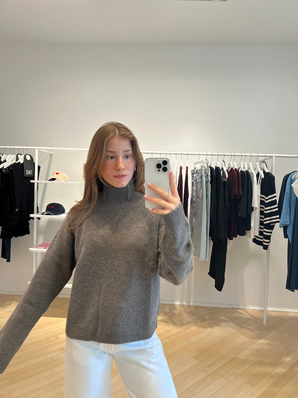 Serena Turtleneck brown