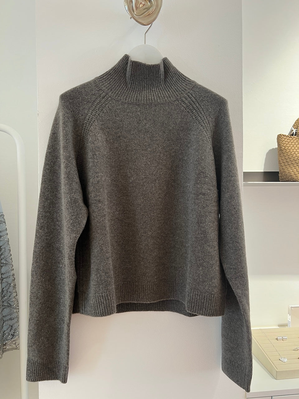 Serena Turtleneck brown