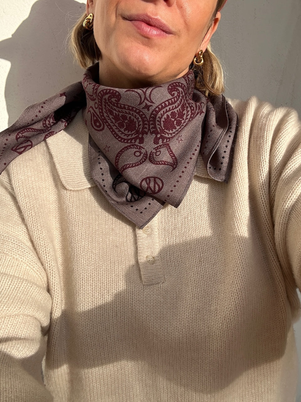 Winter Scarf taupe / black / wine red