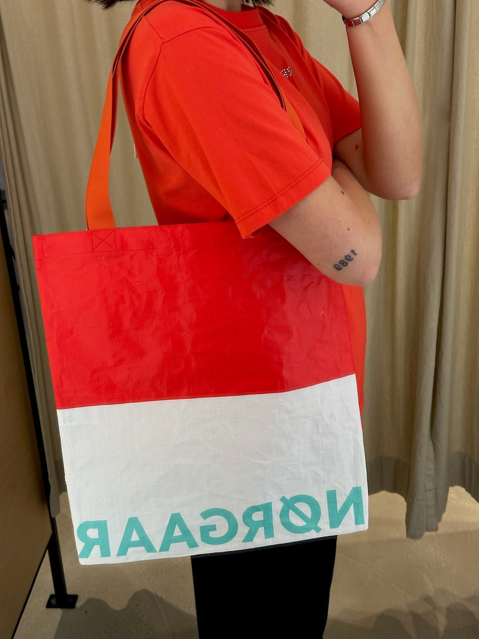 Laundrette Atomic Bag fiery red