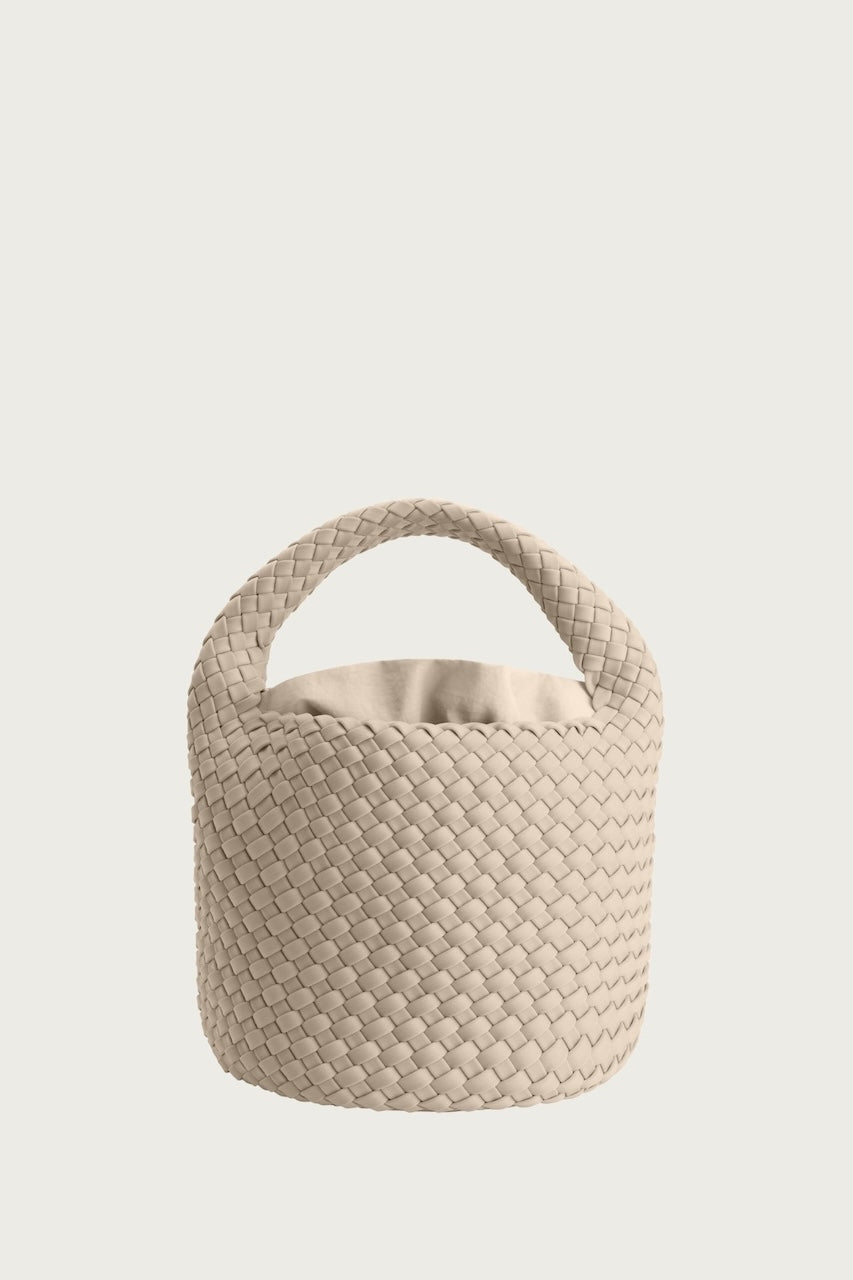 Marrea Basket no tan lines