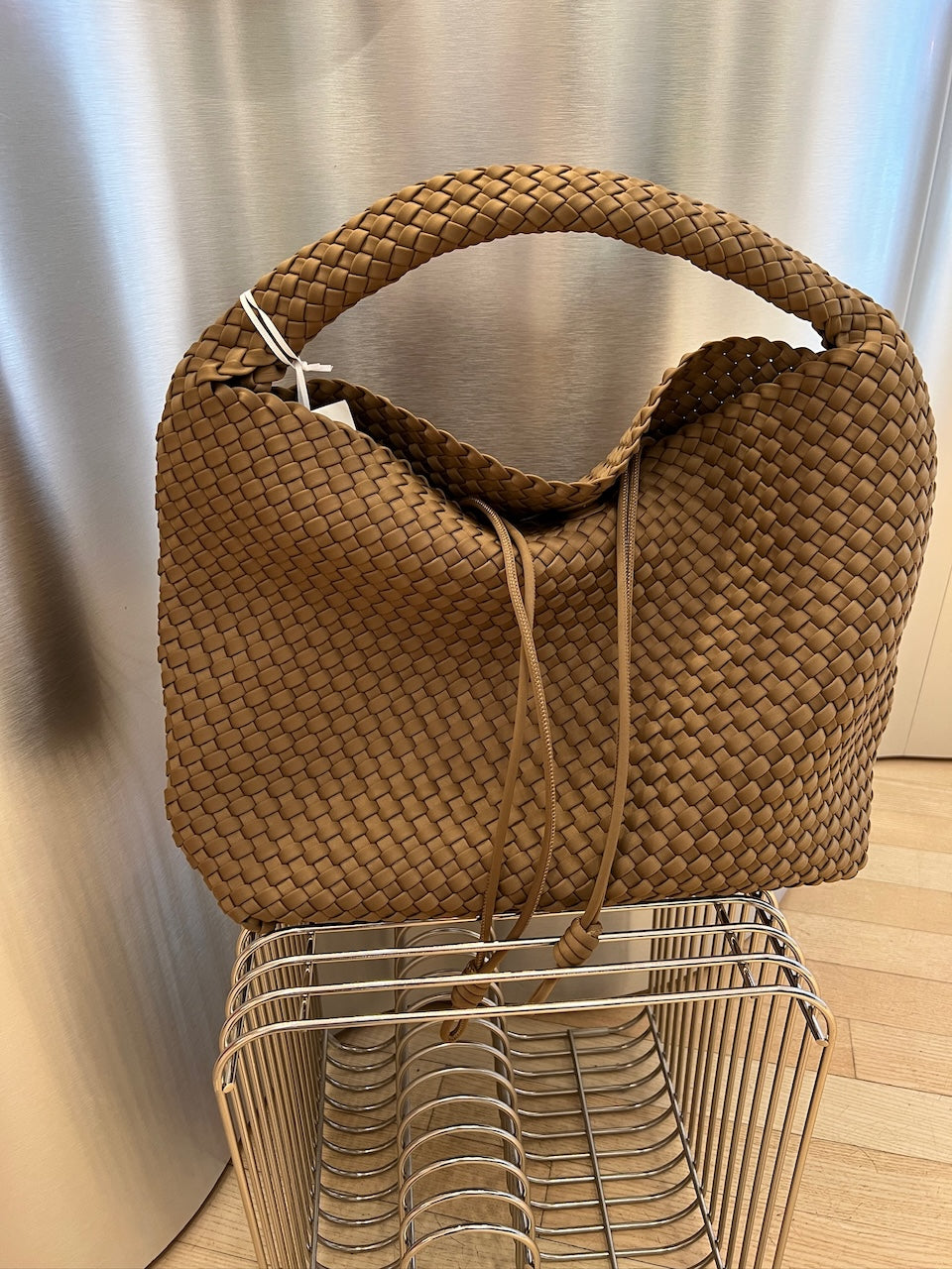 Marrea Large Bucket retro sand