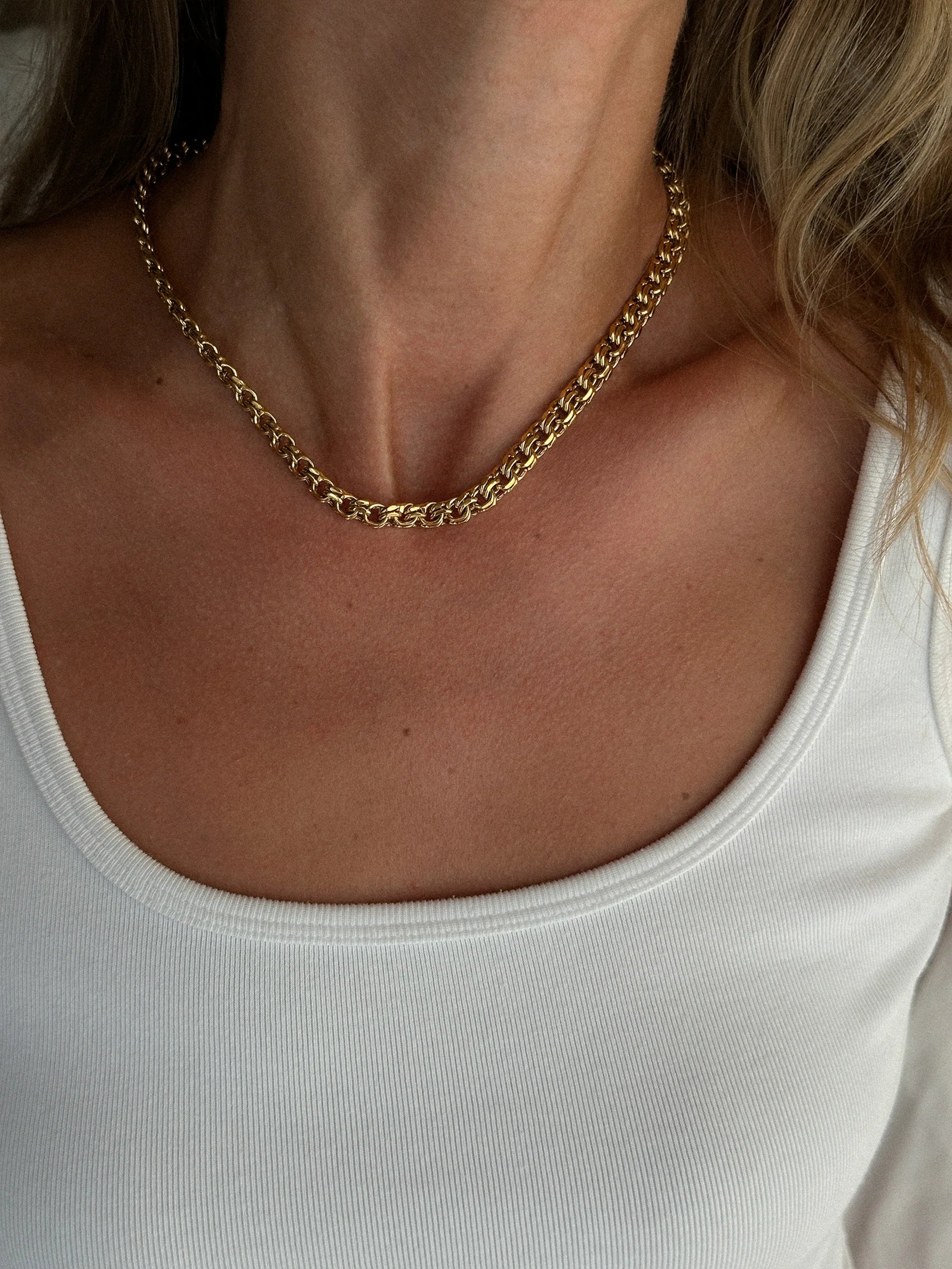 Bismarck Necklace golden