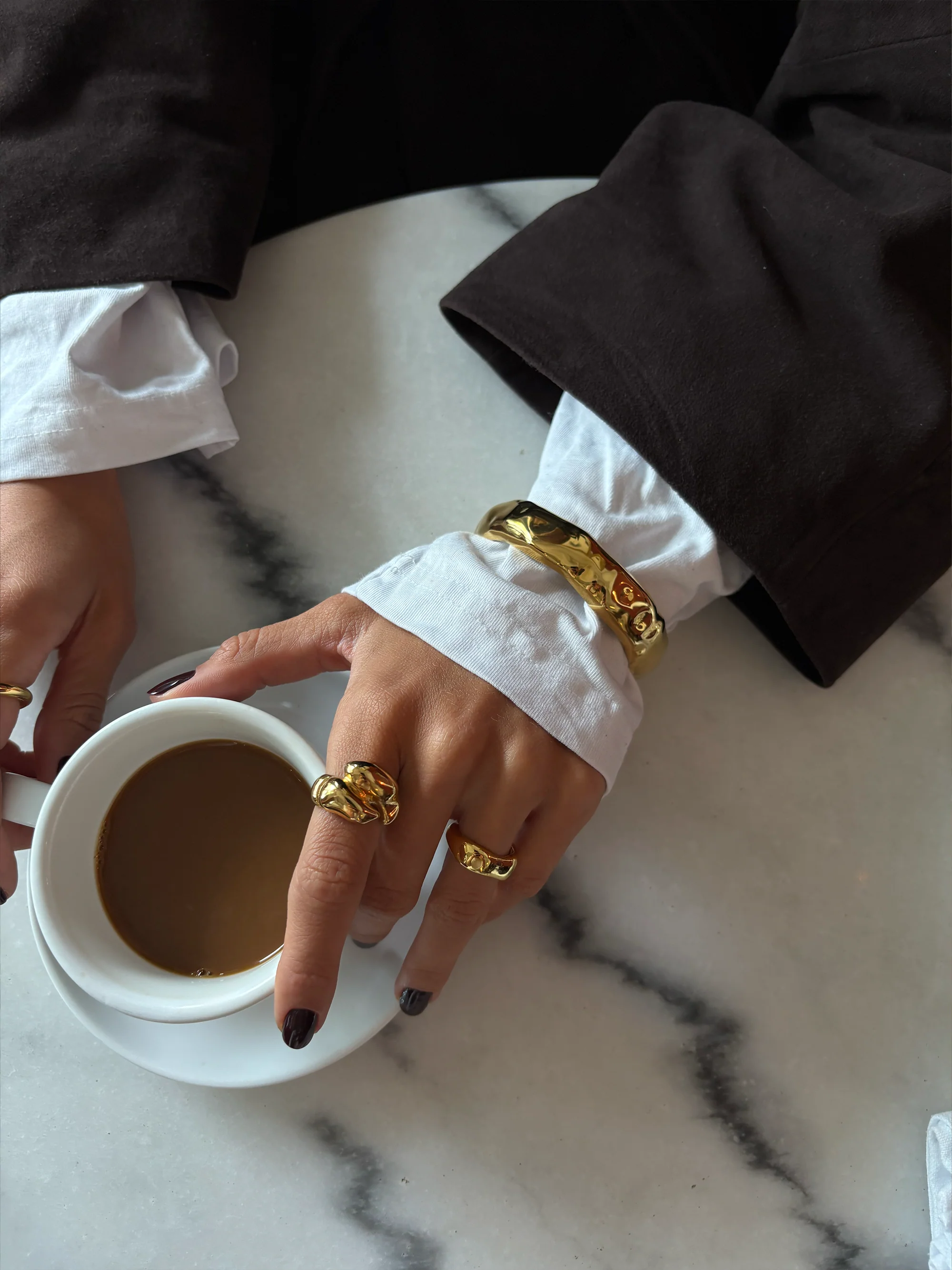 Breeze Bangle Bracelet golden