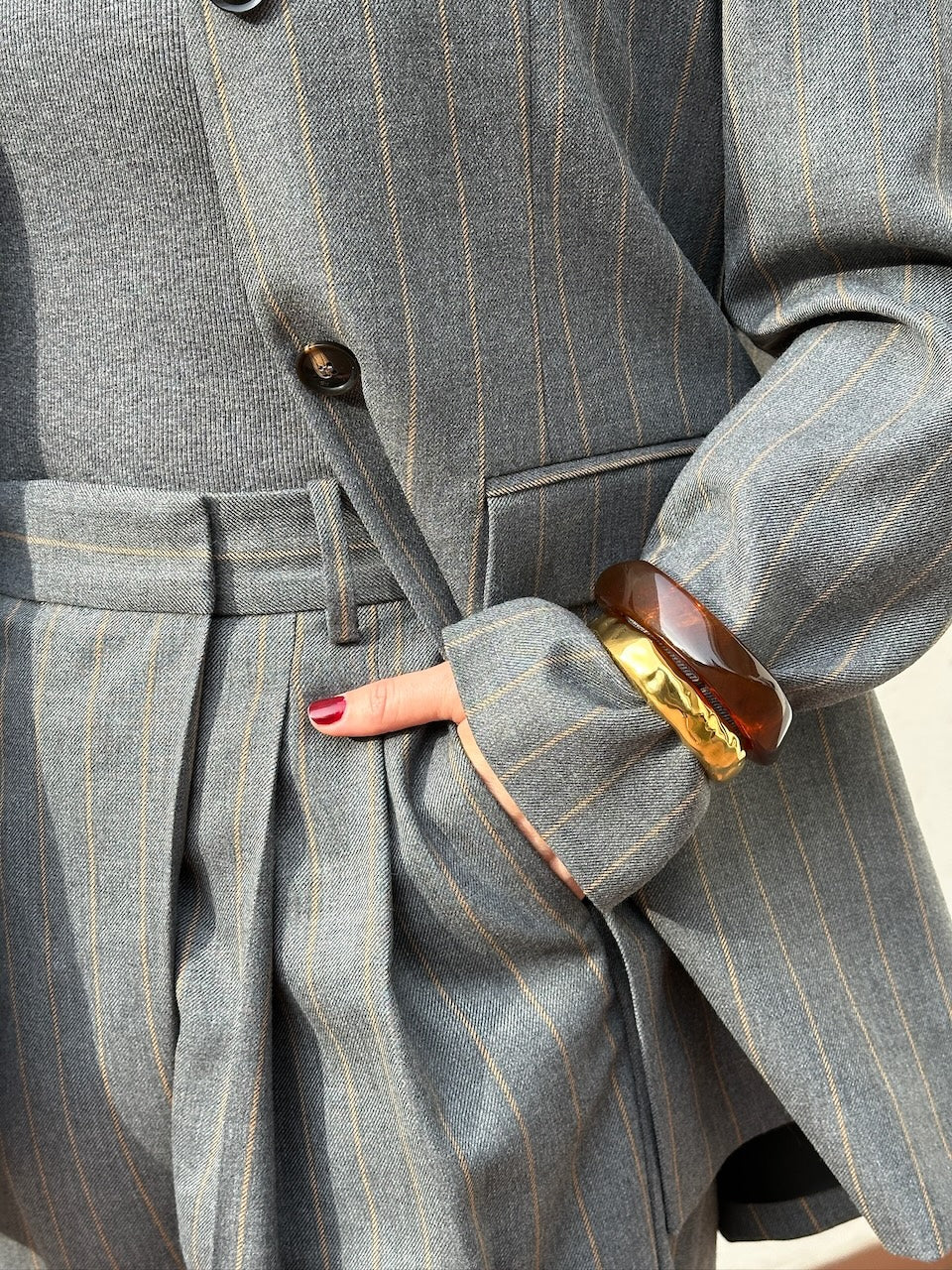 Breeze Bangle Bracelet golden