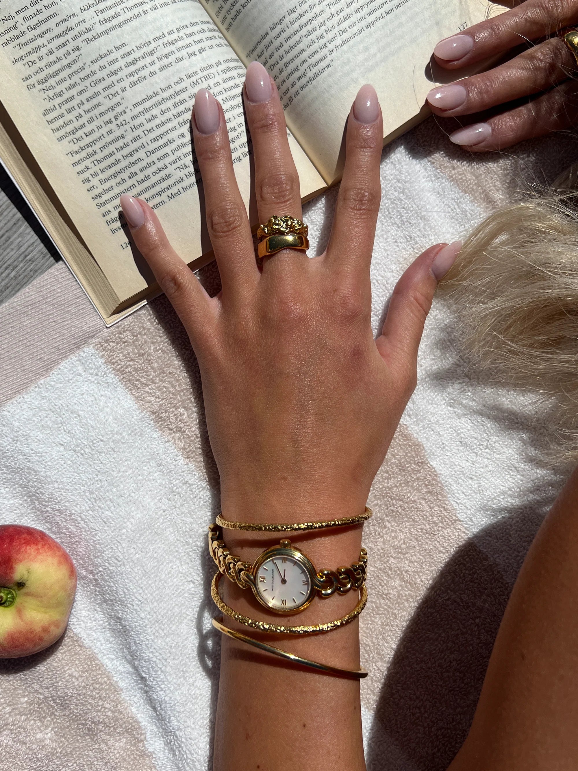 Structured Ring golden