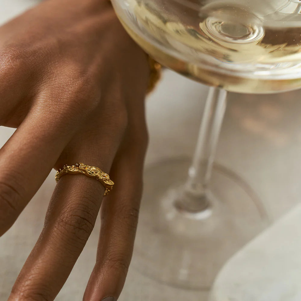 Structured Thin Ring golden