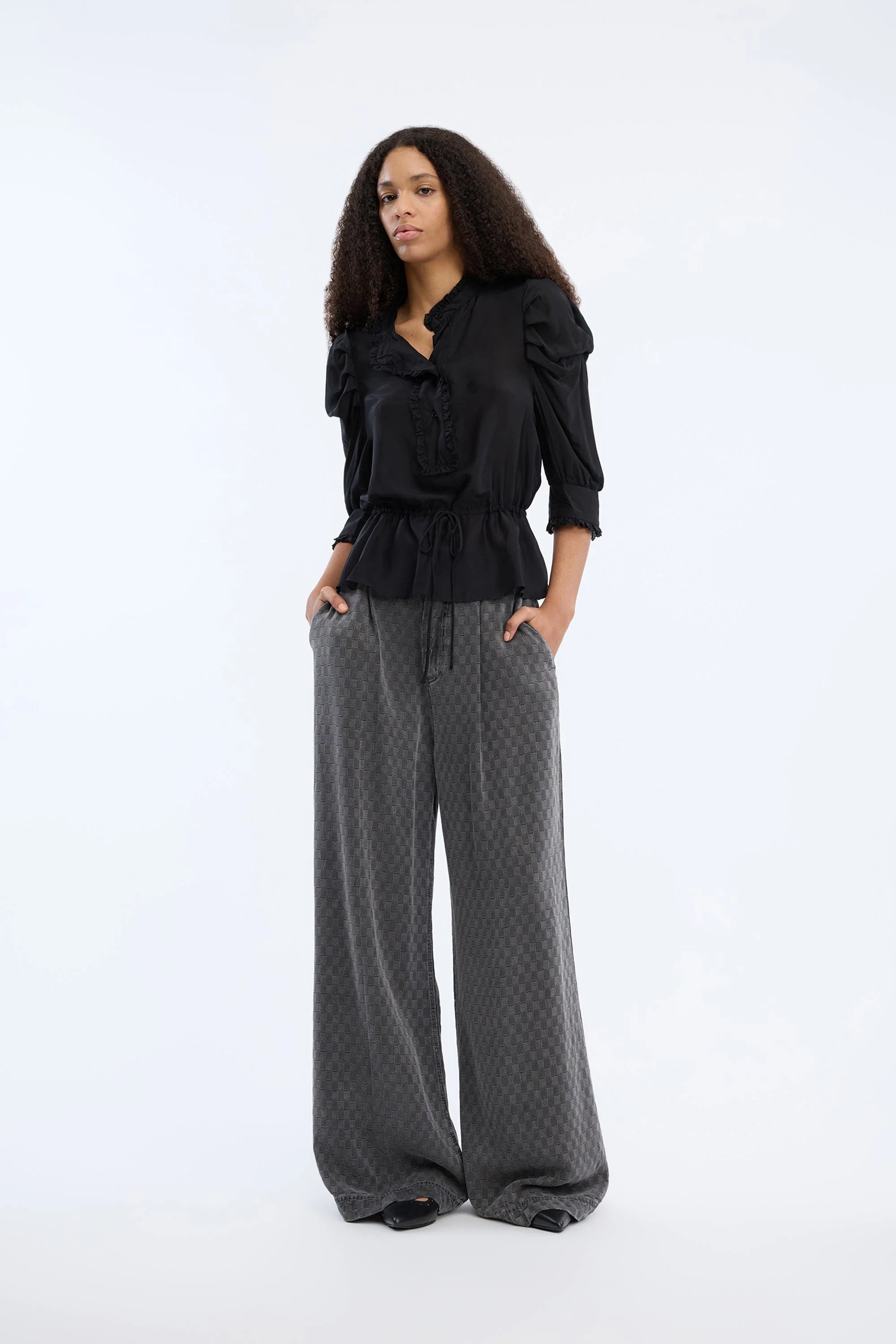 Vastu Top Blouse black
