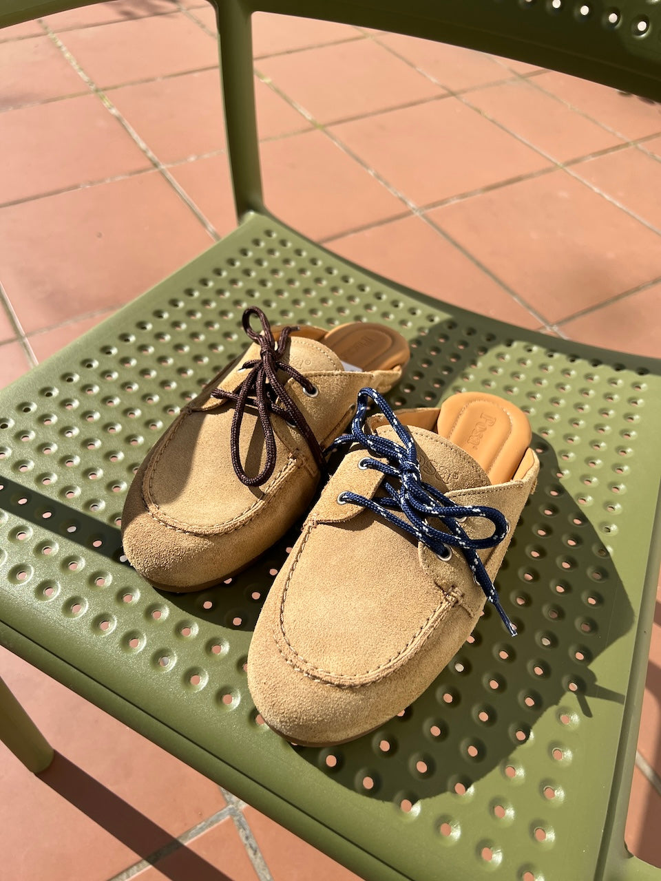 Laces dark brown grey / khaki