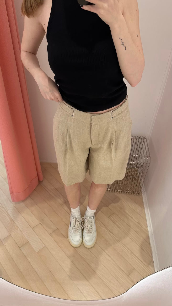 Sorna Highwaist Pleat Shorts tofu beige