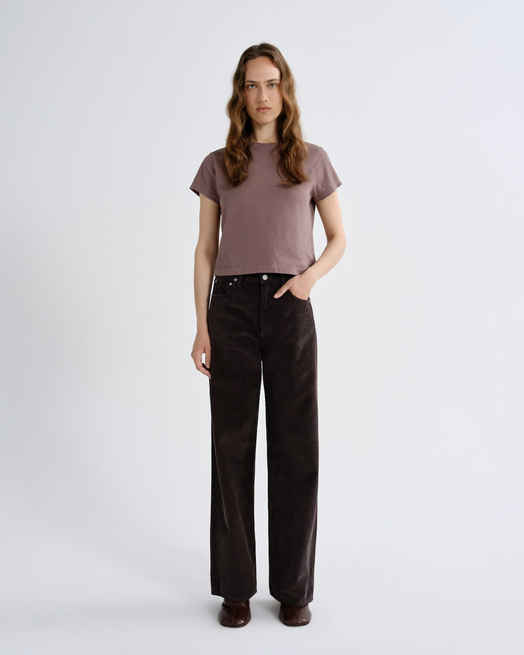 Adine Shrunken Tee mauvine von AGOLDE – Ansicht 2