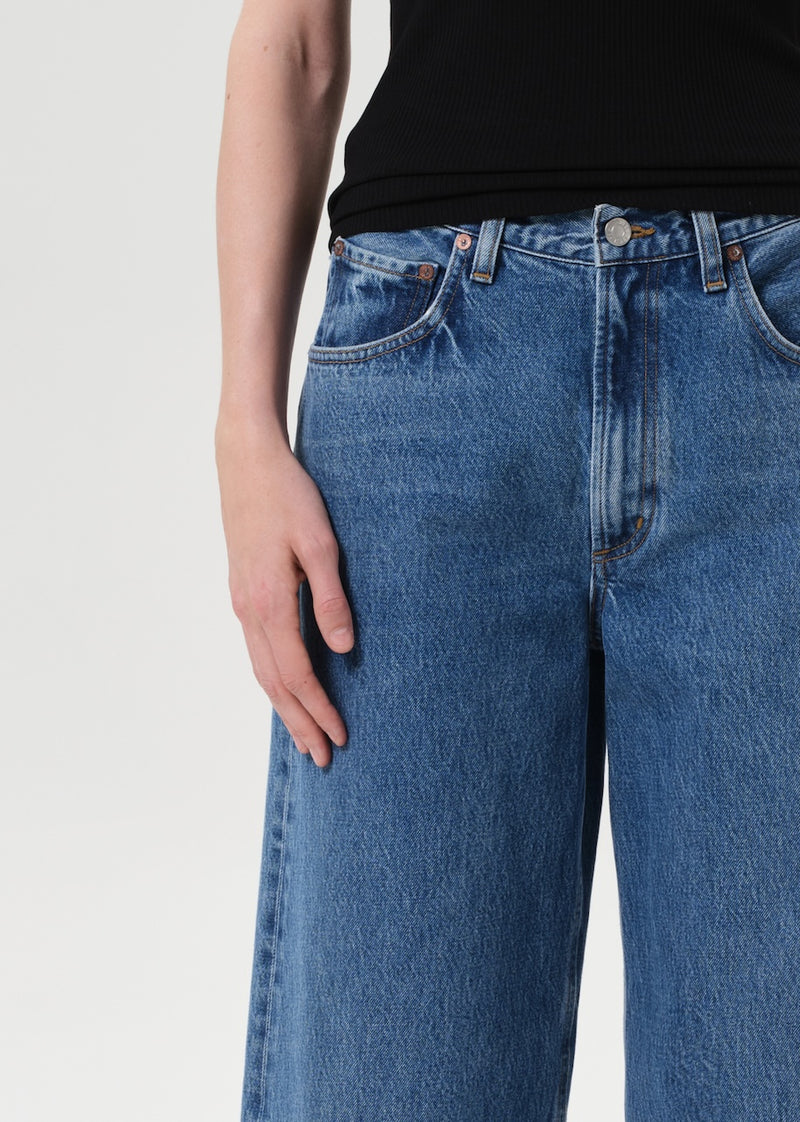 Low Curve Jeans myth
