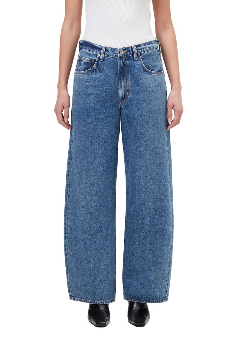 Low Curve Jeans myth