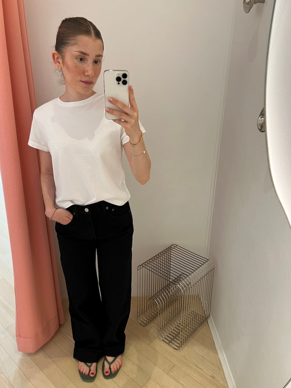 Low Curve Jeans proof