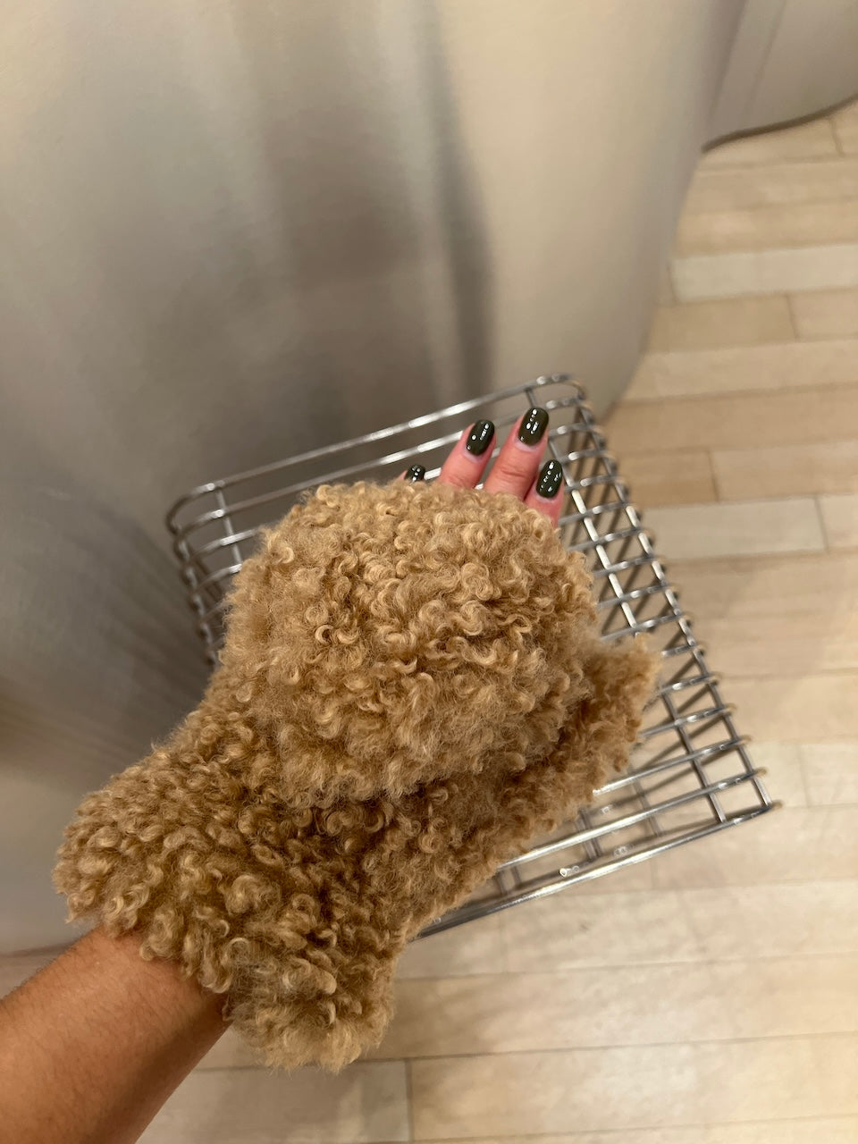 Coco Bouclette Gloves camel