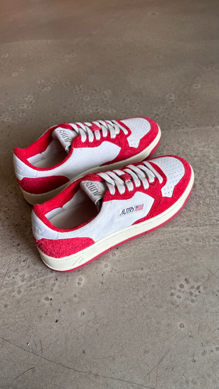 Autry Medalist Sneaker hairy red