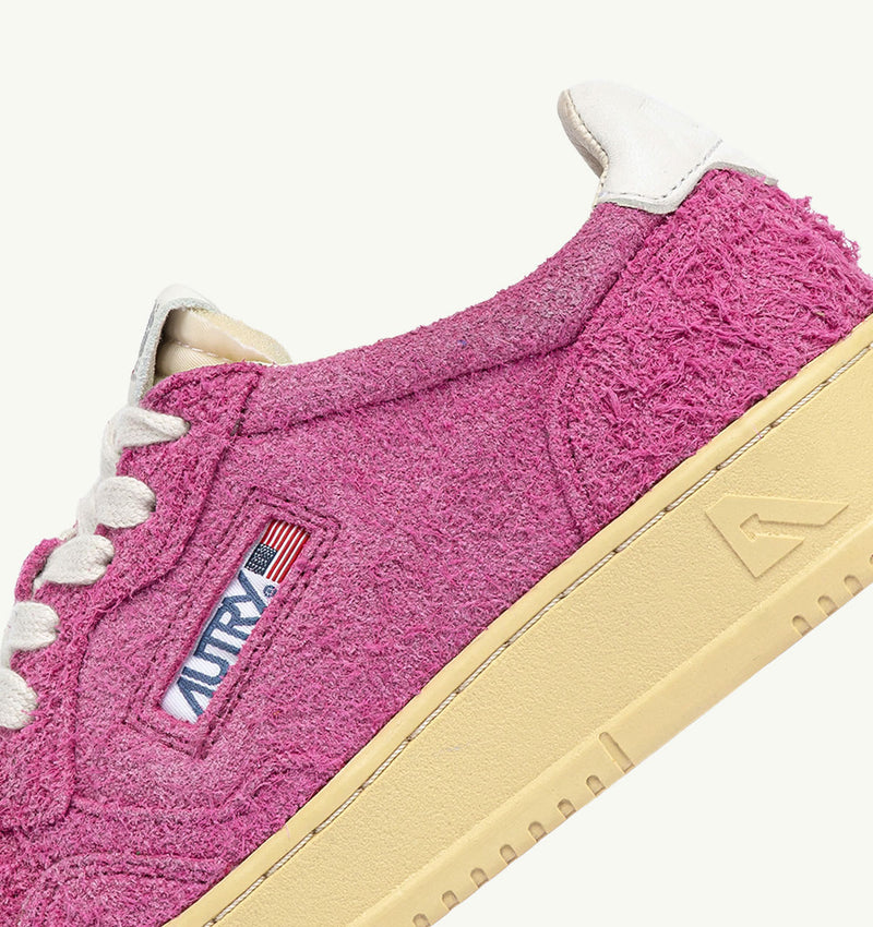Autry Medalist Sneaker hairy suede fuchsia