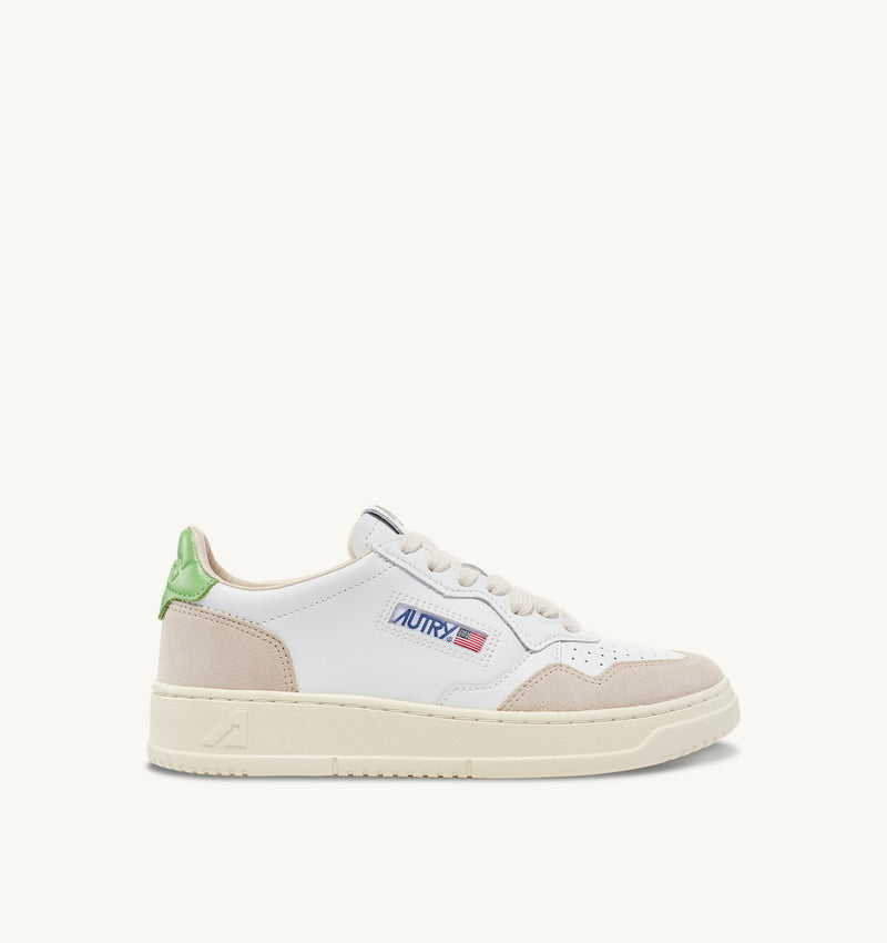 Autry Medalist Sneaker suede white green