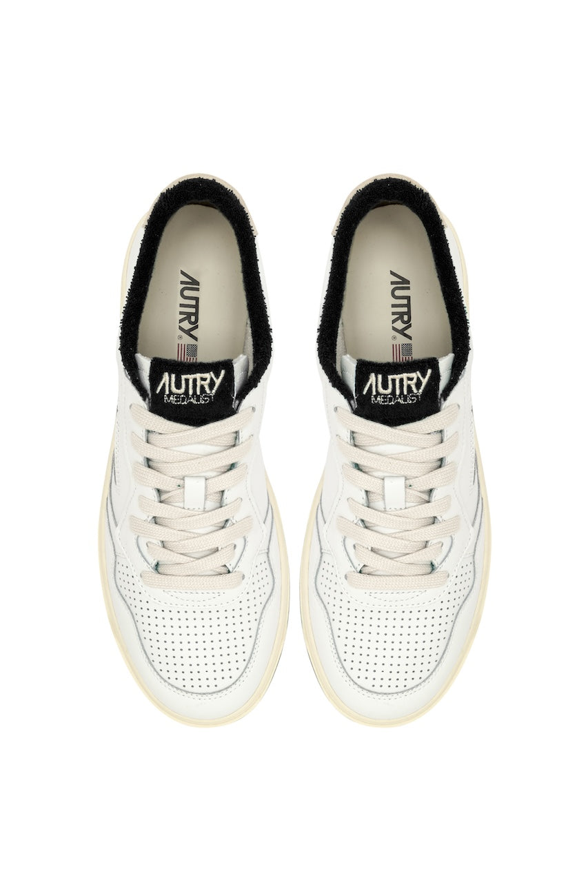 Autry Medalist Sneaker white black