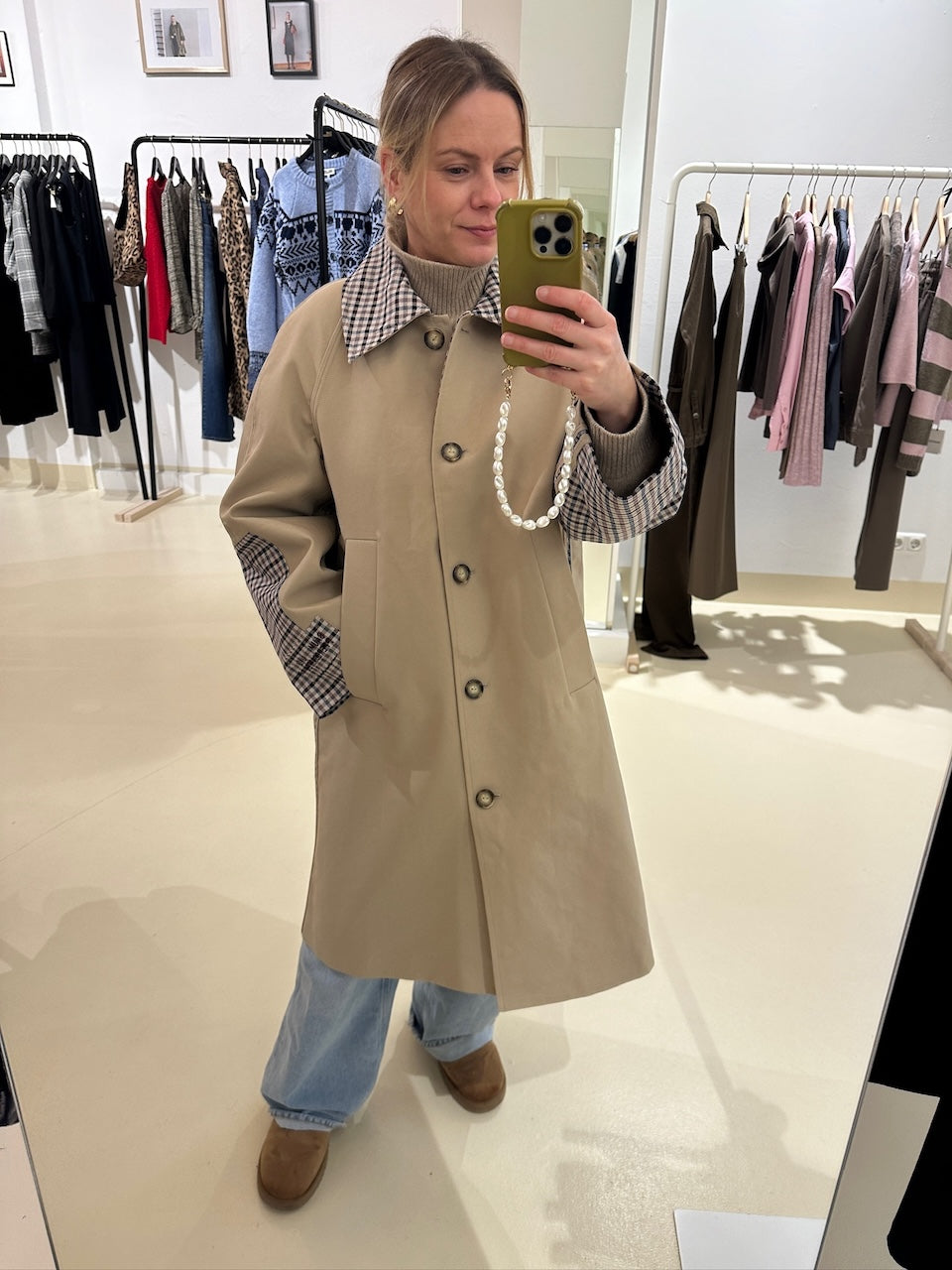 Donnie Trench Coat brown camel check