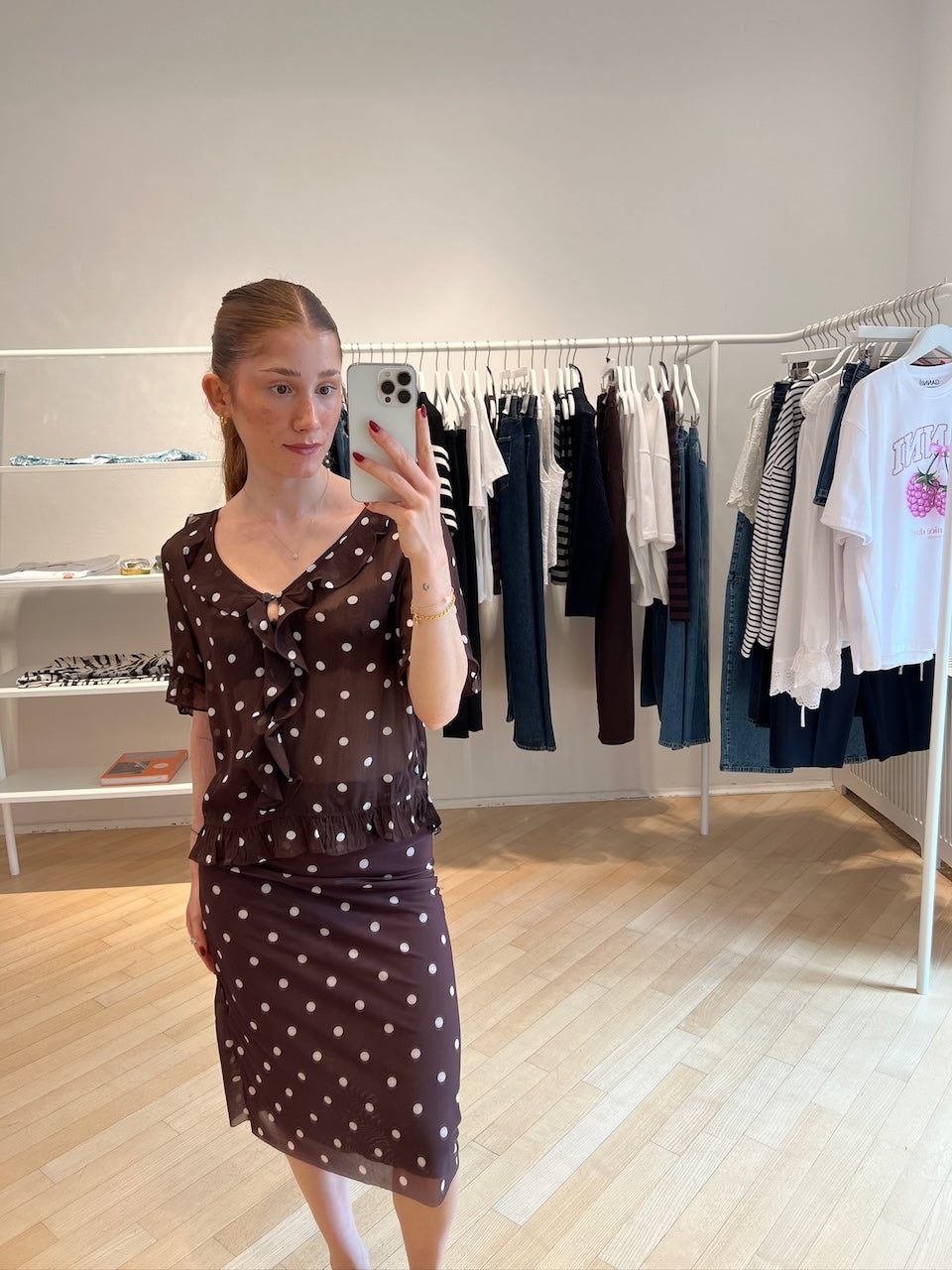 Jessika Midiskirt coffee bean polka dots