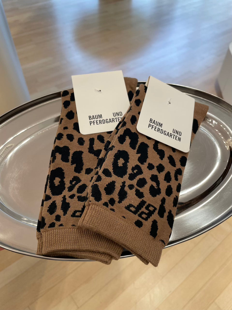 Ling Socks brown leopard