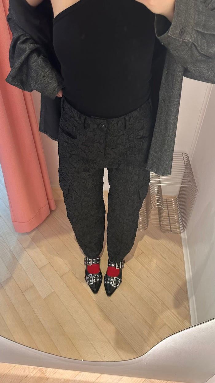 パンツ BAUM UND PFERDGARTEN NACHI TROUSERS 23AW BAUM UND PFERDGARTEN Nachi Trousers black – aest.