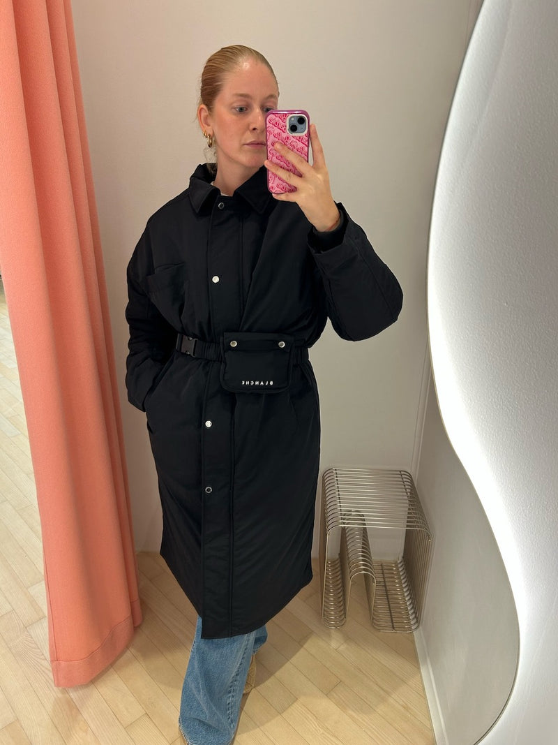 Jeanne Coat black