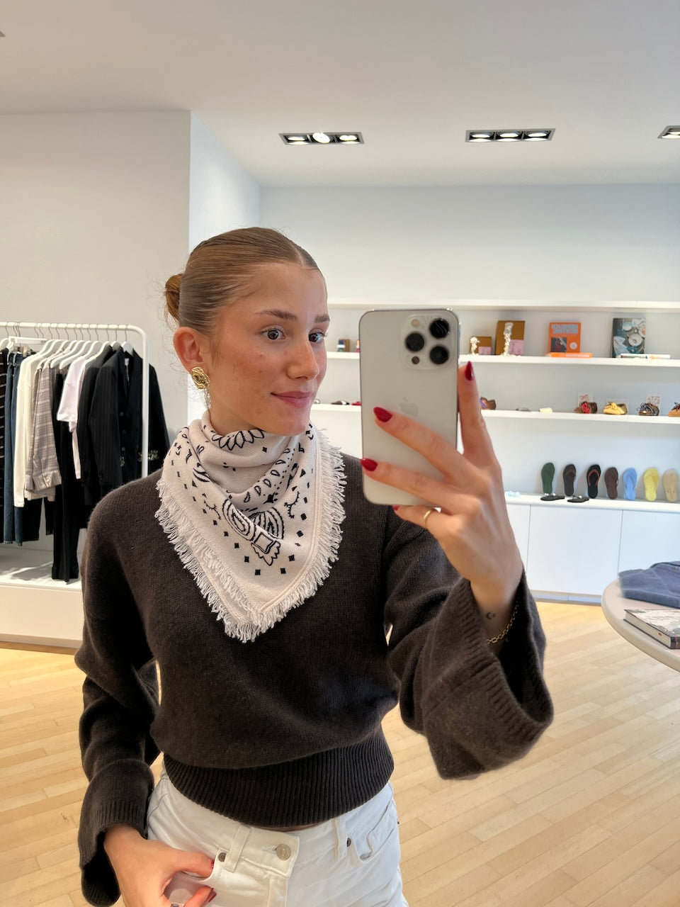 Cashmere Paisley Bandana ecru