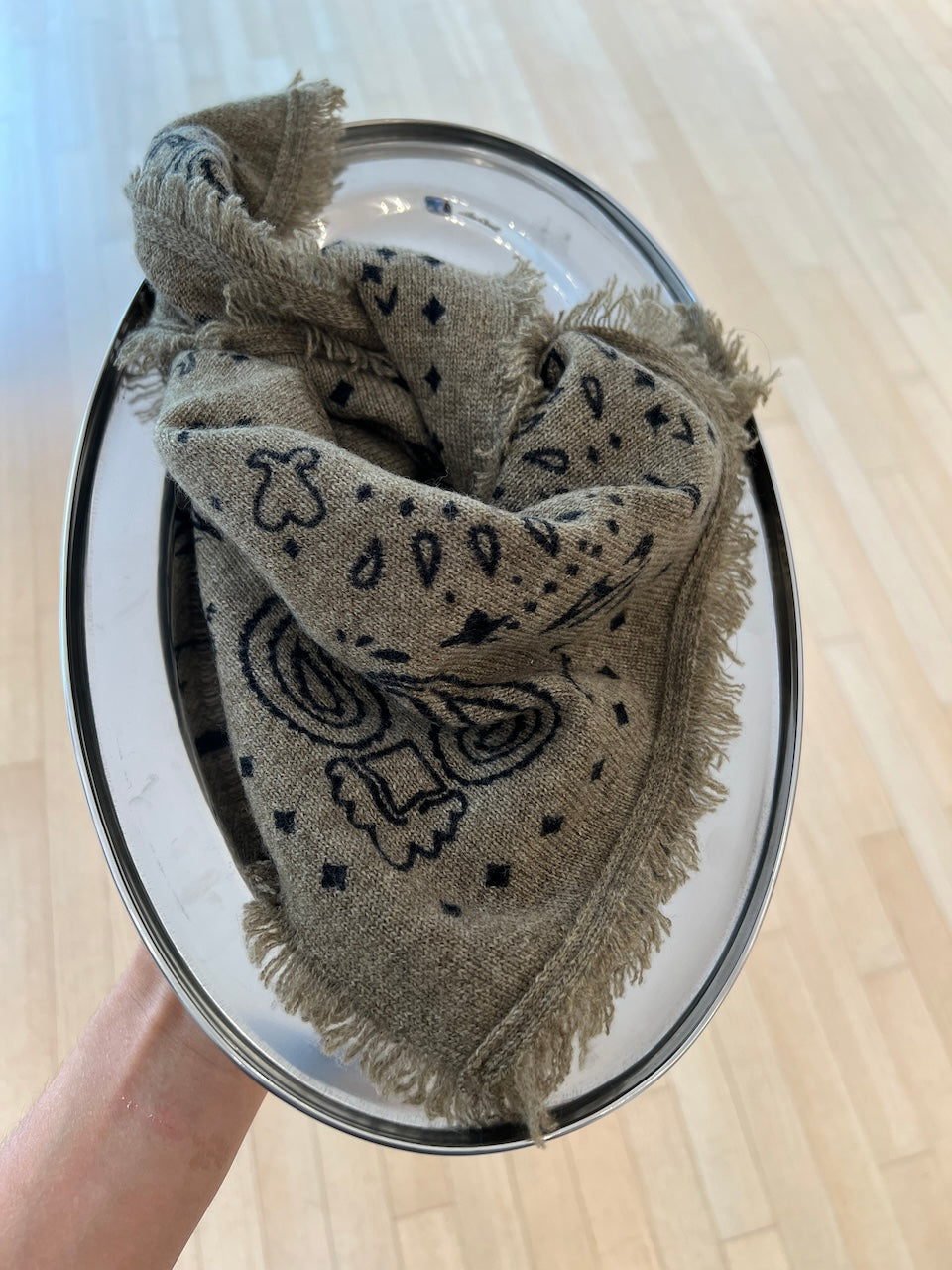 Cashmere Paisley Bandana khaki