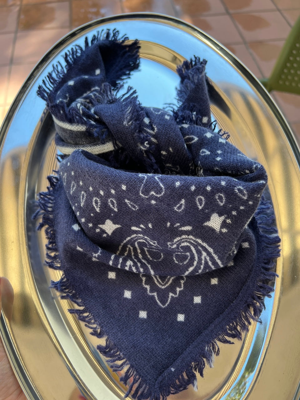 Cashmere Paisley Bandana navy