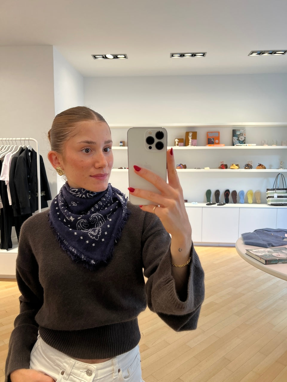 Cashmere Paisley Bandana navy