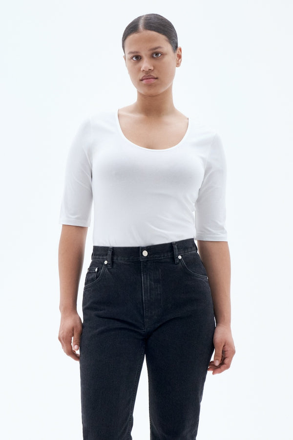 Cotton Stretch Scoop Neck Top white
