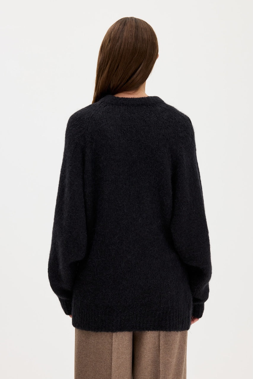 Hairy Alpaca V-Neck Sweater black