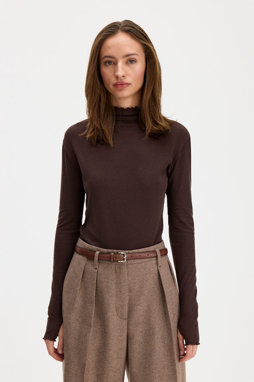 Rib Mock Neck Top dark chocolate