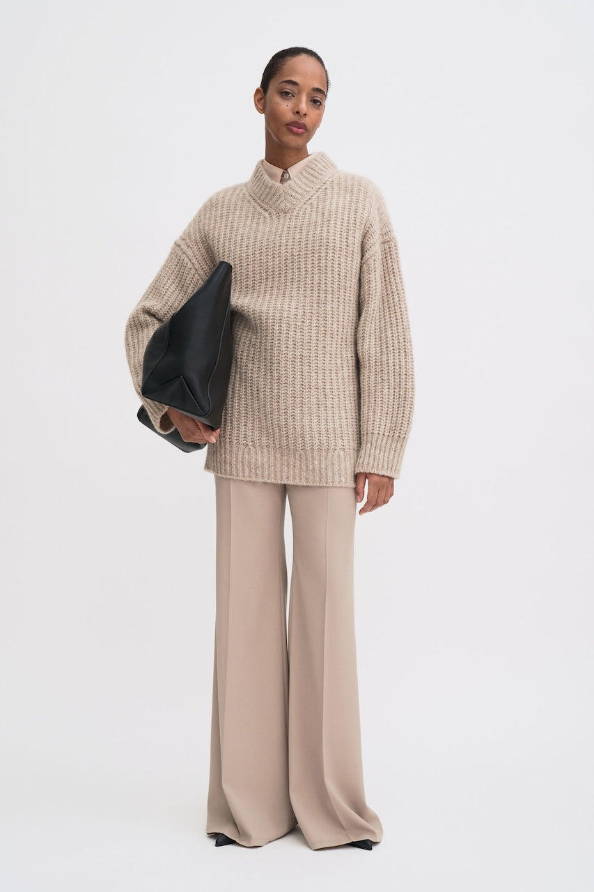 Soft Alpaca V-Neck Sweater light beige