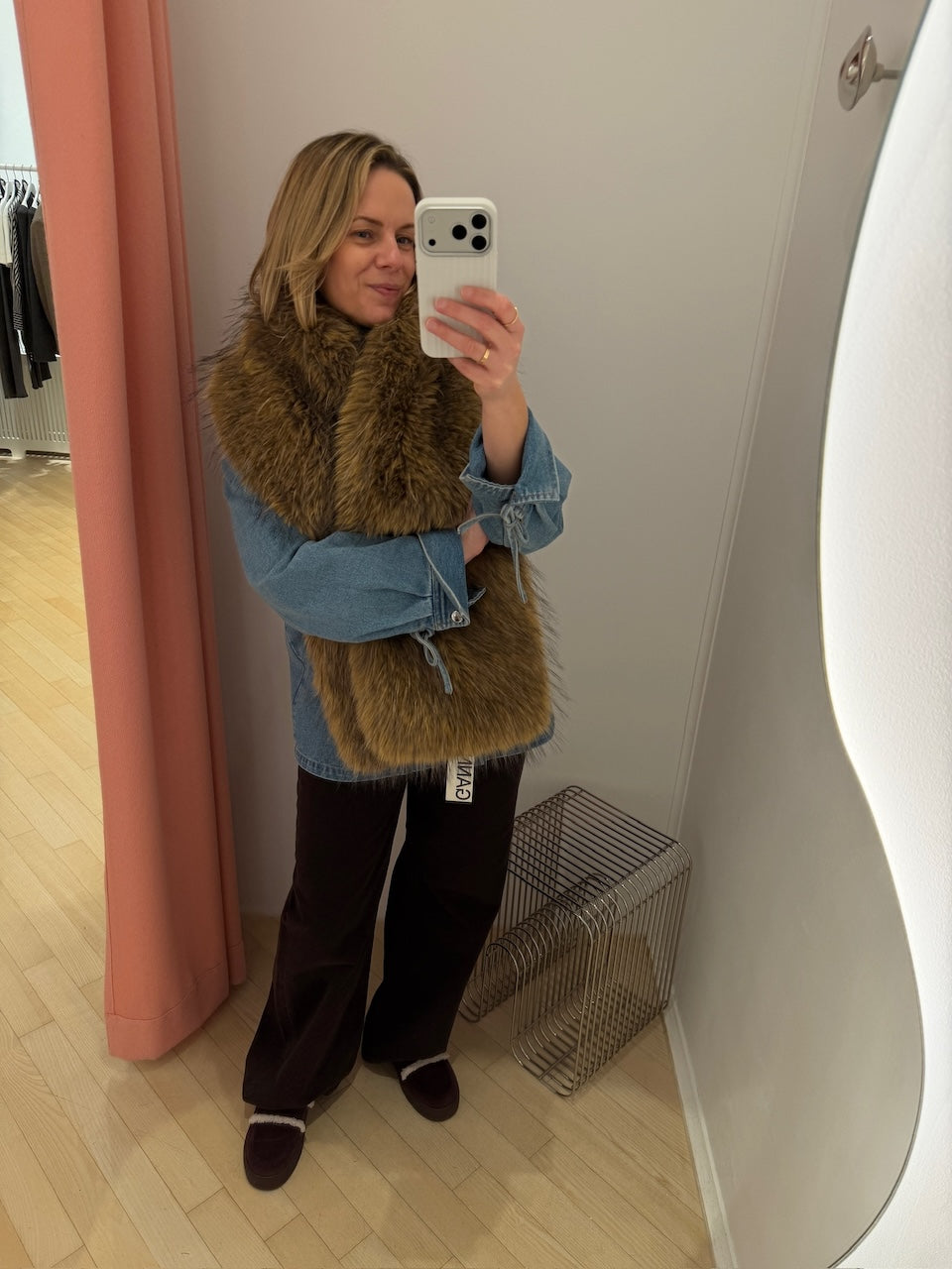 Alternative Fur Scarf foxtrot