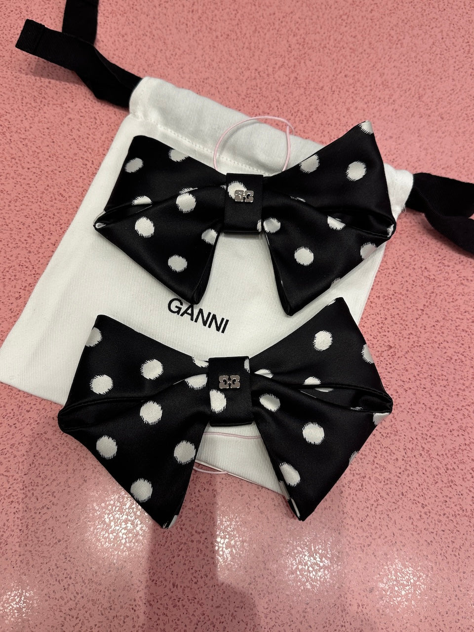 Bow Footwear Charms Satin Printed black