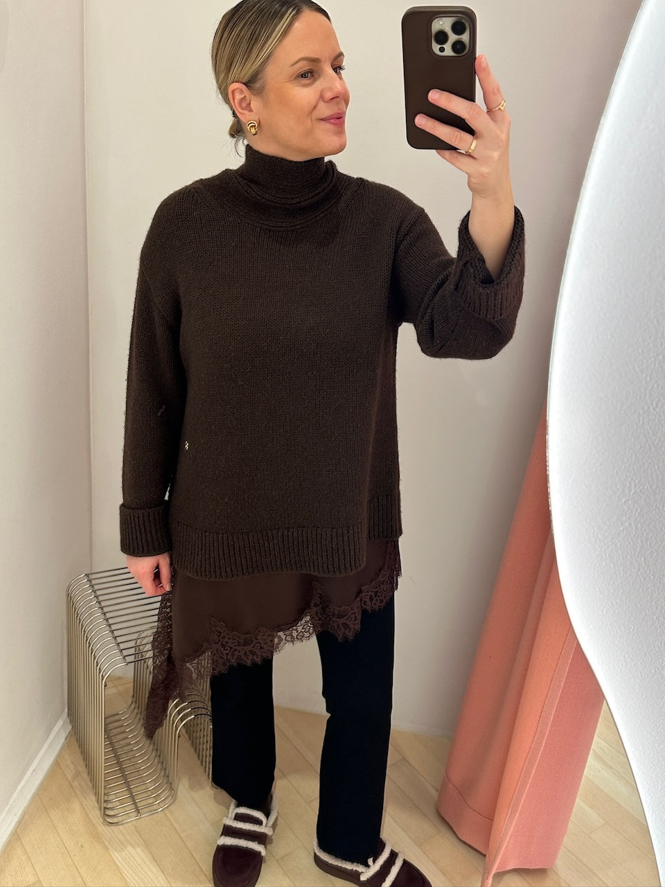 Chunky Yak Mix Open Back Pullover shaved chocolate